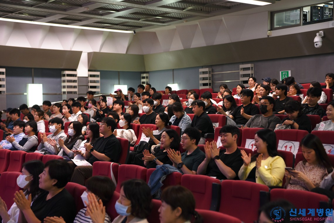 5b1cb773adf8c8b90c188f5e4ef7b773_1760682